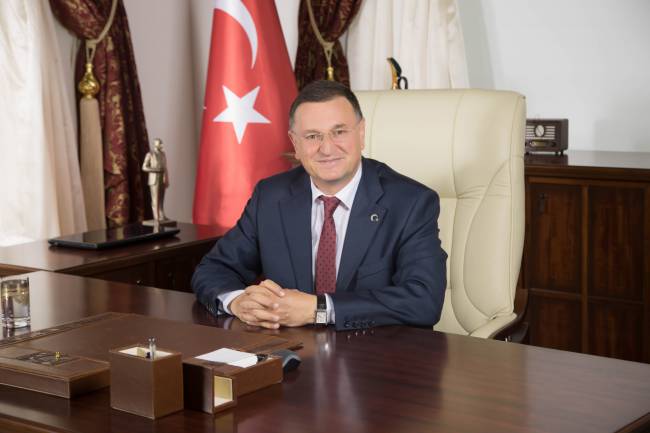 BAŞKAN SAVAŞ’TAN ASGARİ ÜCRET MÜJDESİ HBB EMEKÇİSİNE MÜJDEYİ LÜTFÜ SAVAŞ VERDİ