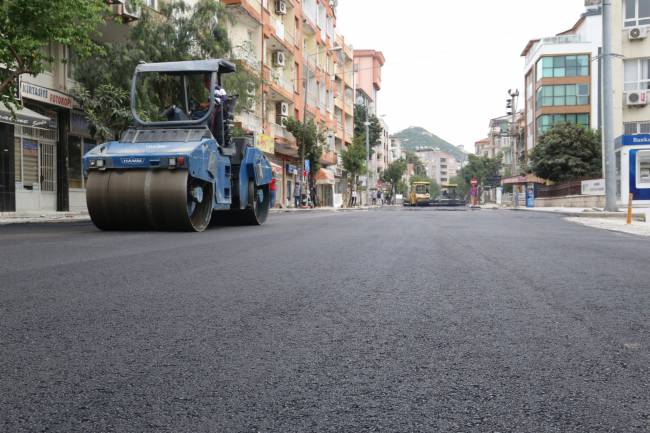 HBB’DEN YOL YENİLEME SEFERBERLİĞİ ANTAKYA’NIN YOLLARI HBB İLE YENİLENDİ