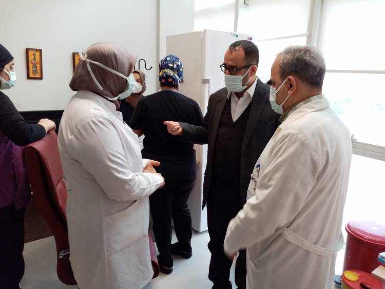 İL SAĞLIK MÜDÜRÜ Dr. Mustafa HAMBOLAT KOVİD-19 AŞI HİZMET ALNLARINDA İNCELEMELERDE BULUNDU    