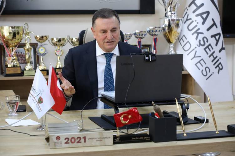 CHP’Lİ 11 BÜYÜKŞEHİR BELEDİYE BAŞKANINDAN ORTAK ÇAĞRI:  “TÜM GÜCÜMÜZÜ YOKSULLUKLA MÜCADELE İÇİN BİRLEŞTİRMELİYİZ”