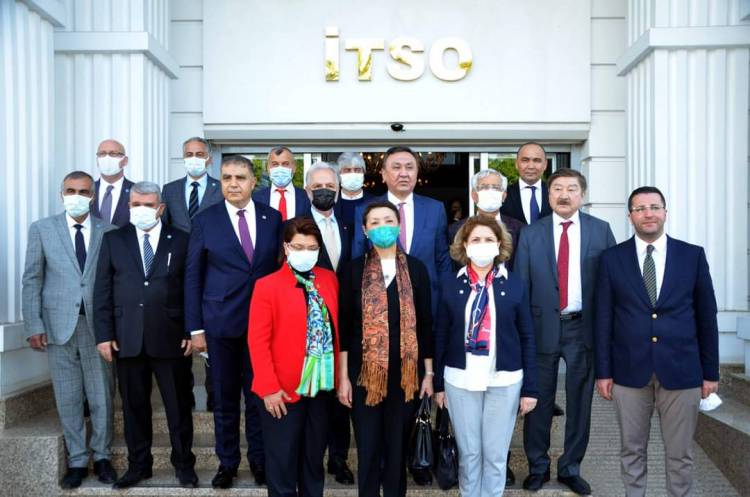 İTSO’da Türkiye Cumhuriyetleri Bağımsızlığının   30. Yıl Dönümü Etkinlikleri Kapsamında, İş Dünyası İle İstişare Toplantısı Düzenlendi