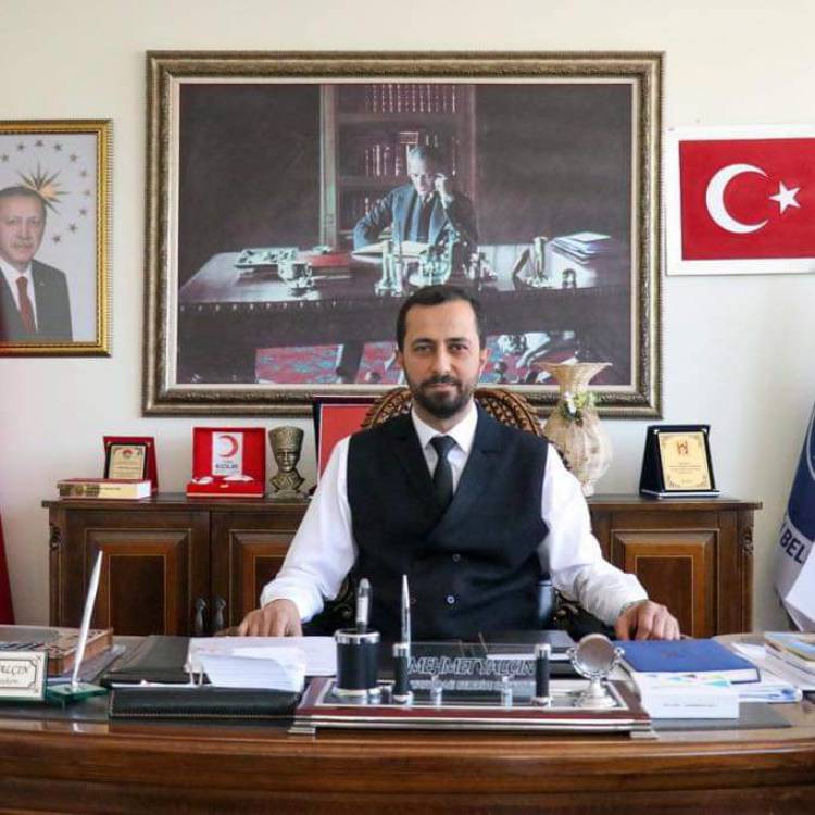 "YAYLADAĞI KÜLTÜR MERKEZİ VE KÜTÜPHANEYE KAVUŞUYOR"