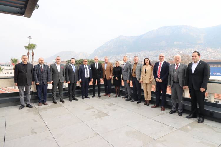 Hatay STK Temsilcileri Haksız Yapılan Zamlara Karşı Tepki Gösterdiler “Zamlar Mutlaka Geri Çekilmelidir” İTSO Başkanı Yılmaz da, Ortak Basın Toplantısına Katıldı