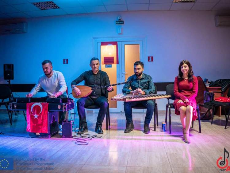 ERASMUS+ KA227 “RESTART FOR ART” PROJESİ 2. FAALİYETİ ROMANYA’DA  GERÇEKLEŞTİRİLDİ