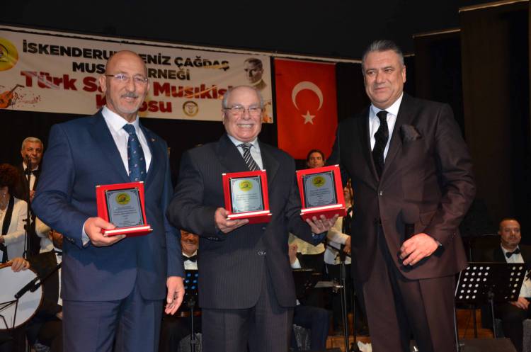 Deniz Çağdaş Musiki Derneği tarafından Ekrem Özpolat  Anısına Türk Sanat Musikisi Konseri Düzenlendi “Türk Sanat Müziği Severle Bu konserde Buluştu”