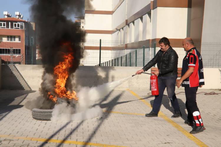 BÜYÜKŞEHİR FARKINDALIK YARATIYOR