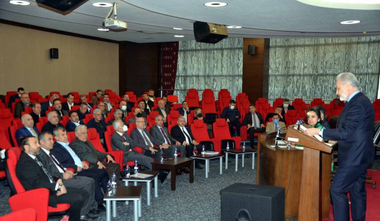 İTSO Mart Ayı Meclis Toplantısı Gerçekleştirildi İTSO Onursal Başkanı Halil Şahin, “Üretmeye Devam Ederek Çalışacağız”